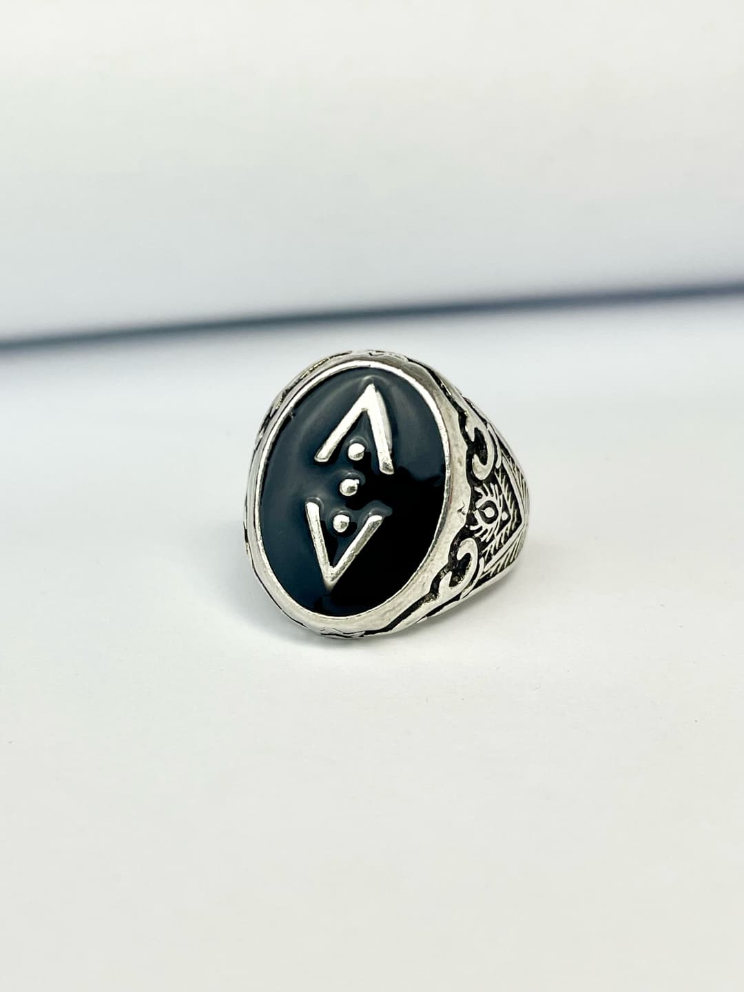 AV Tactical Signet