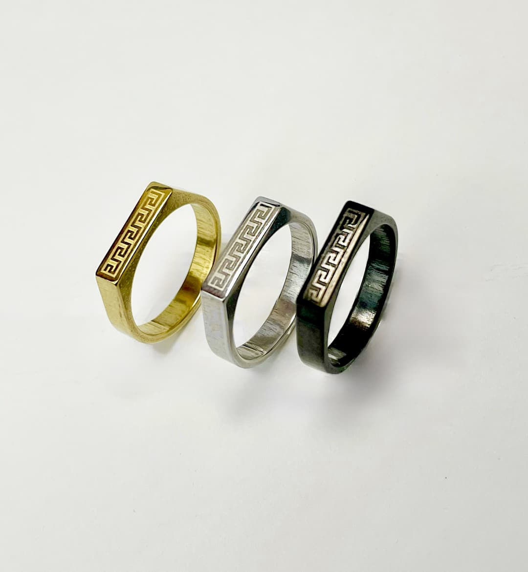 Signet rings
