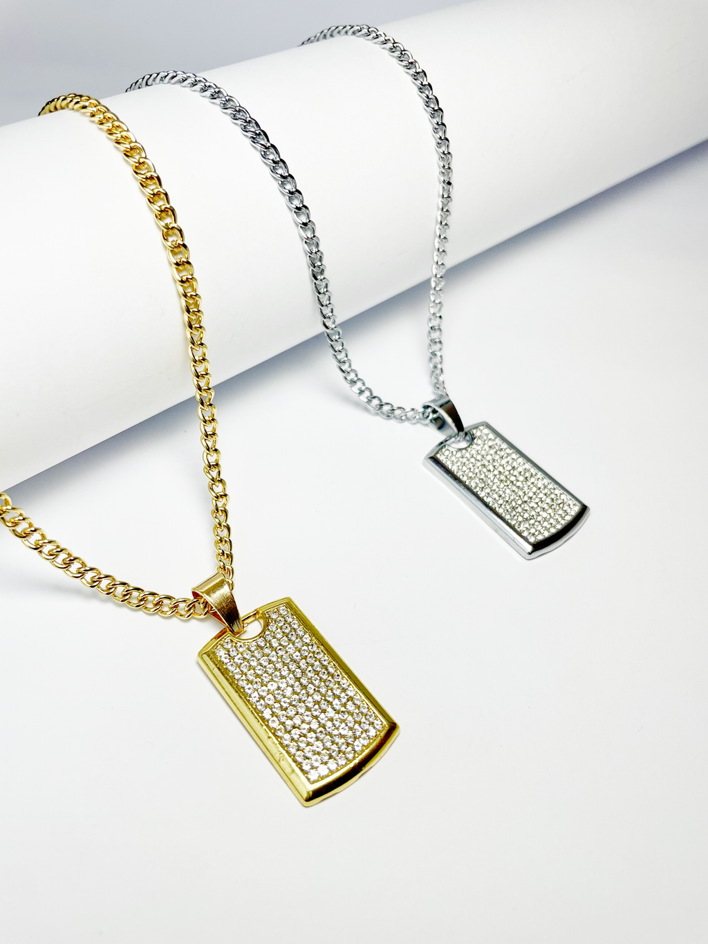 DIAMOND DRIP PENDANT